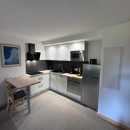 Appartement Avec Balneo - 1800 *